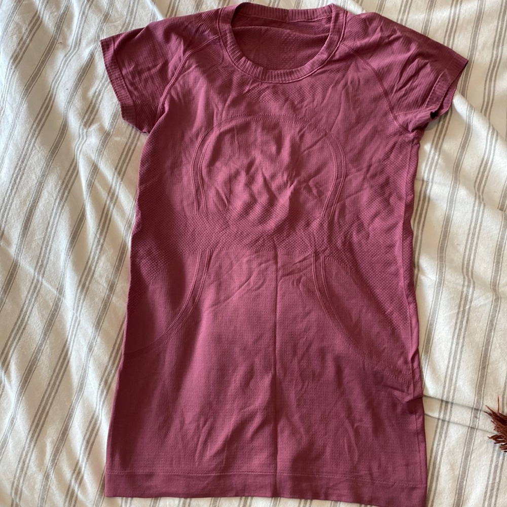 Lululemon Swiftly Tech Tee